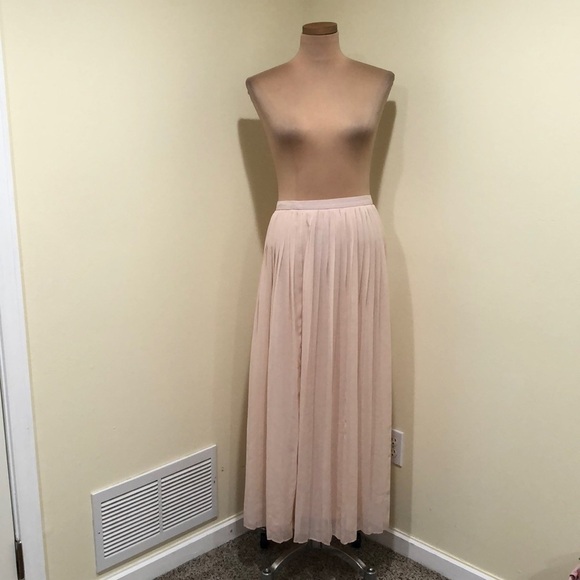 Urban Outfitters Sparkle & Fade Maxi Skirt Size 0 Blush Pink Pleated - Picture 2 of 9